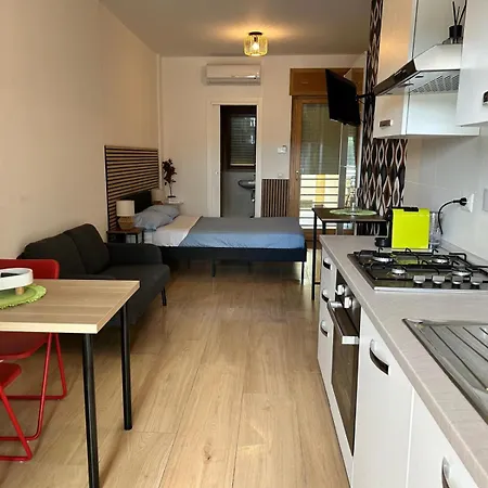 Loft 421 *